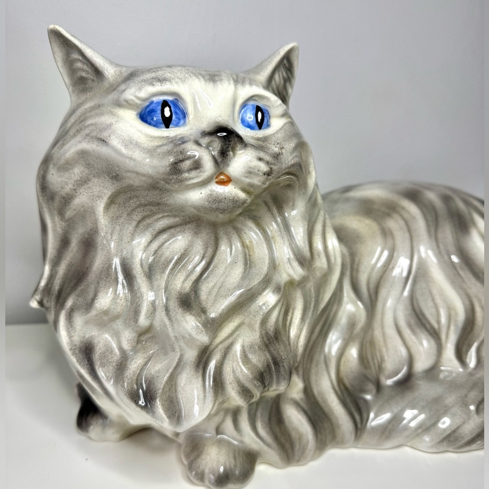 1970s Life Size Persian Cat Ceramic Figurine – 17” - Picture 2 of 4